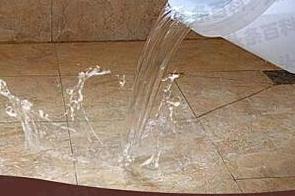 滨湖漏水维修 免砸砖防水材料该如何施工